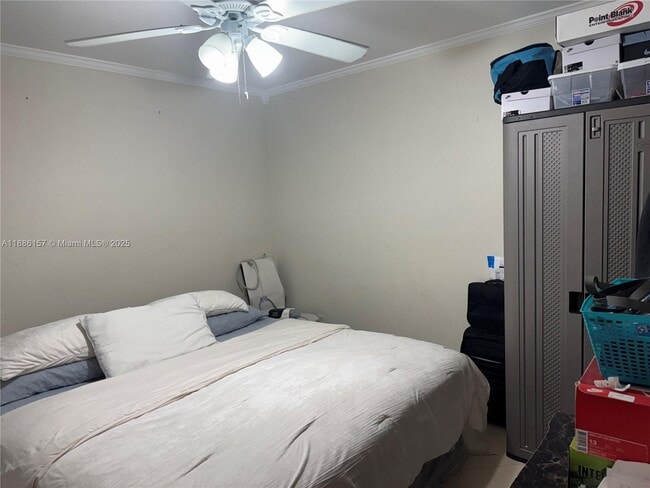 Photo - 1825 W 56th St Unit 107