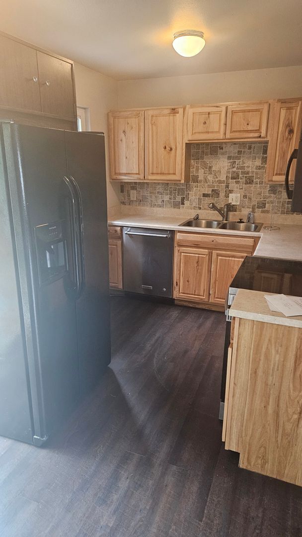 Photo - Cute 4 Bedroom House in Midtown FC