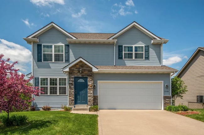 Building Photo - Welcome to your next home!