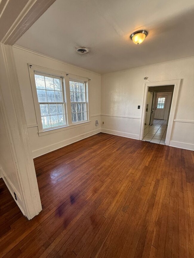 Photo - 905 S 23rd St