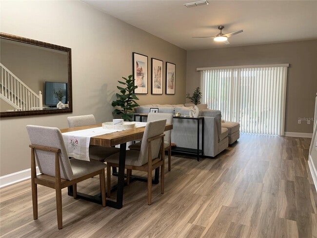 Photo - 887 NW 21st Ave