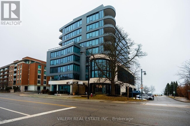 Photo - 55 Port St E Unit 504