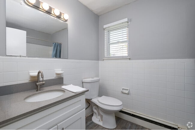 Renovated Studio | Bathroom
