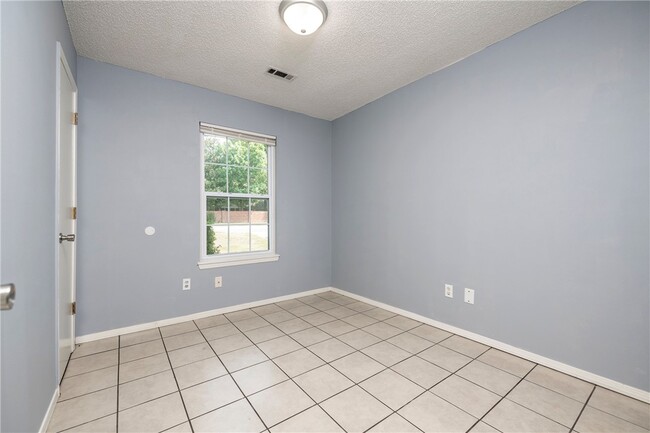 Photo - 3408 W Olive St