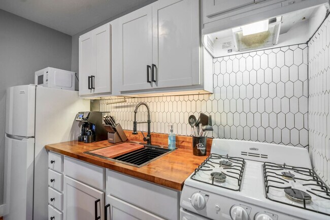 4952 Polk St Unit SI ID1531101P