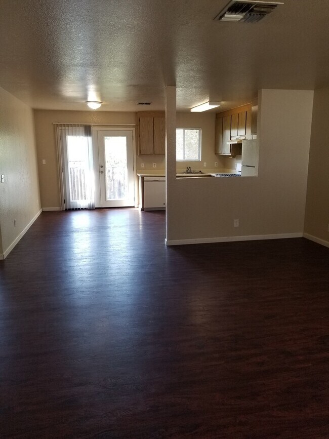 1616 Willis St Apartment Unit 3 Redding, CA