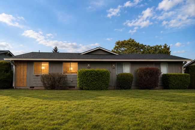 Building Photo - r1707se145thctvancouver Unit 1707