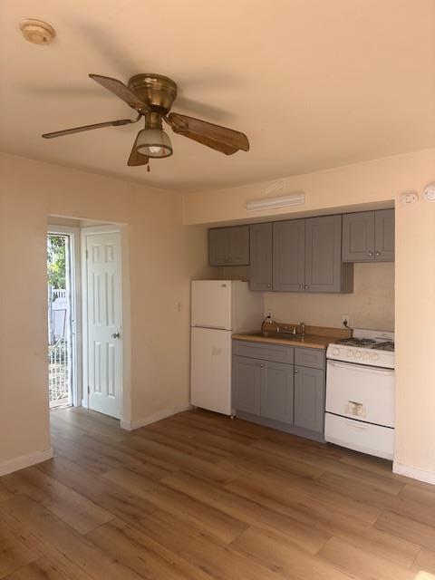 Photo - 451 E Broadway Apartment Unit 4
