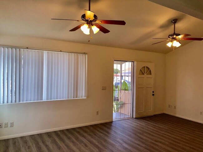 2721-27 Nye St Unit 2721