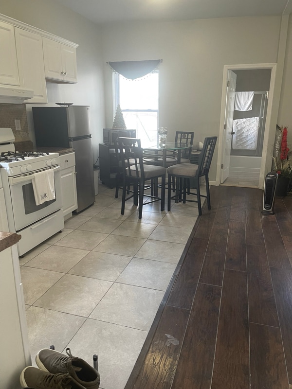 Photo - 218 Hopkins Ave Unit 1