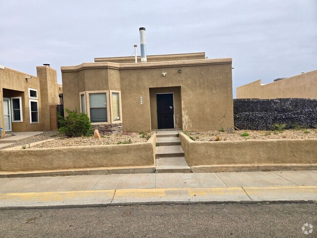 Building Photo - **MOVE IN READY** Beautiful Three-Bedroom ... Rental
