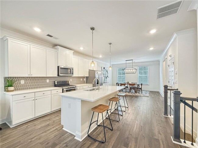 Photo - 1160 Kendron Ln