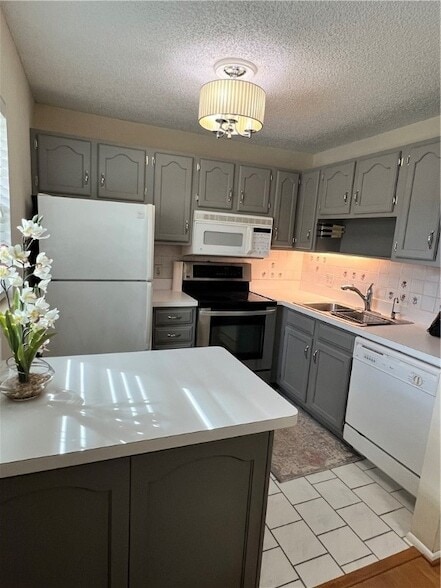 Building Photo - 2 Vis Gdns Trl Unit 202