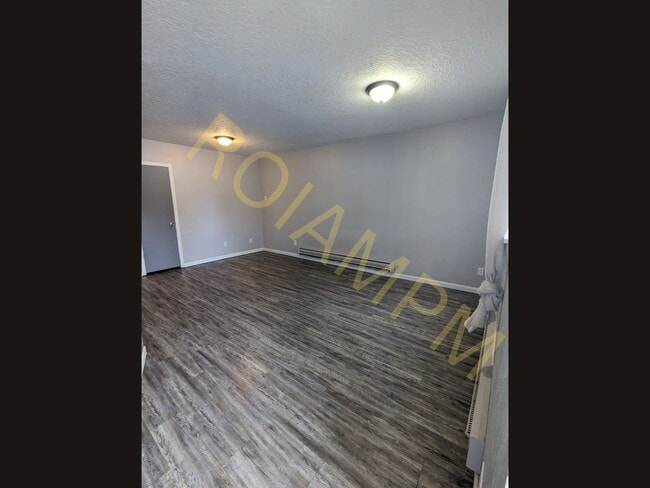 Photo - 5033 Hawthorne Rd Unit 2