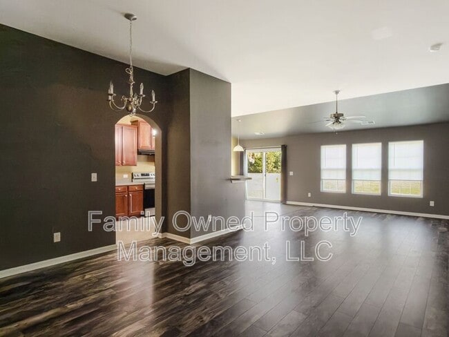 Photo - 266 Mayfield Dr