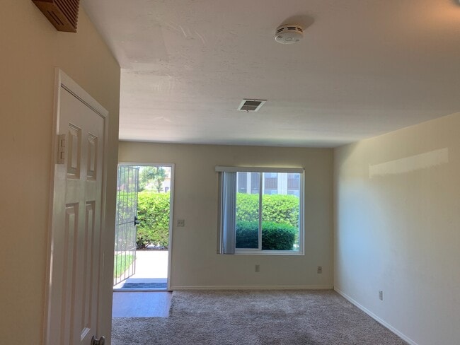 Photo - Cozy 2 Bed 1 Bath Home For Rent