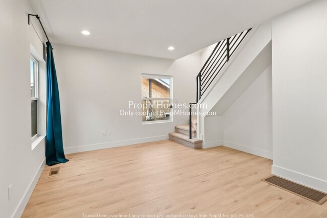 Photo - 4704 NE 95th Ave