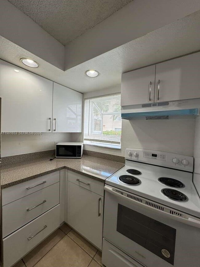 Photo - 3350 Pinewalk Dr N