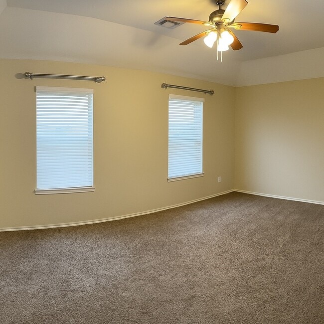 Building Photo - 6861 Dogwood Cliff Ln Rental