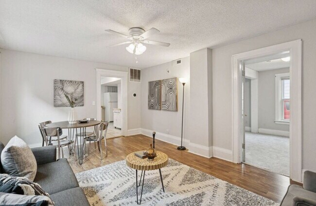 Photo - 1504 4th St NE Unidad 1