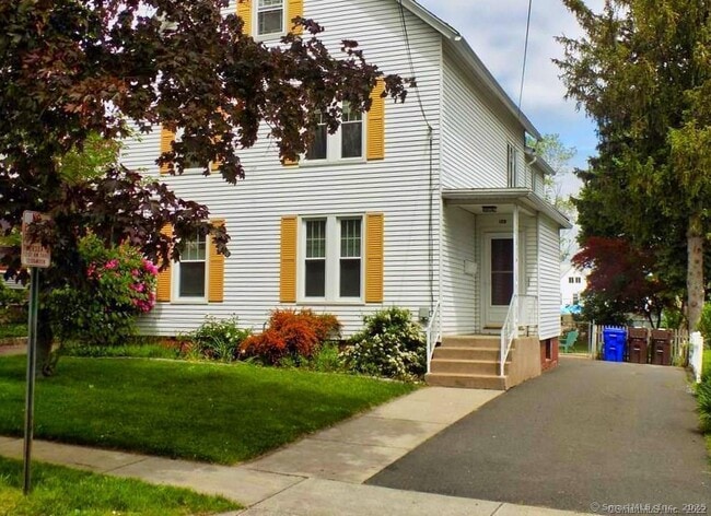 Building Photo - 128 Lincoln St Unit 2nd Floor