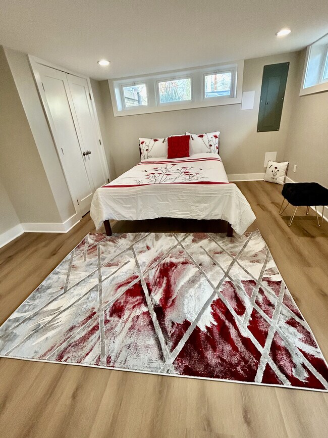 Photo - 1516 Hamilton St NW