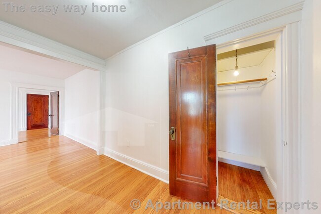 Photo - 170 Maple St Unit #207