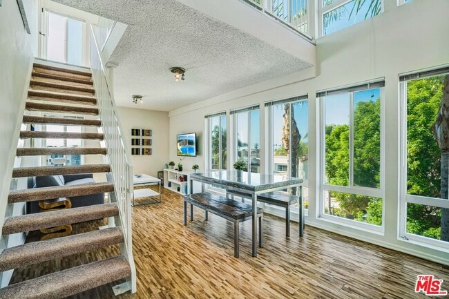 Photo - 3600 Bagley Ave Unit 301