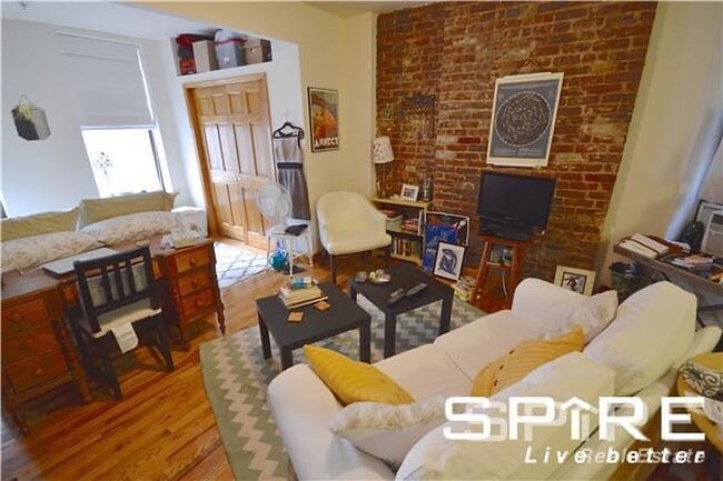 Photo - 814 10th Ave