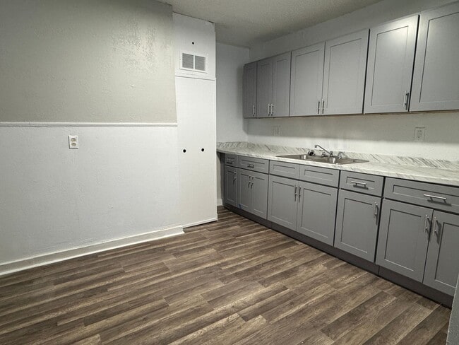 Photo - 1701 SW Jefferson Ave