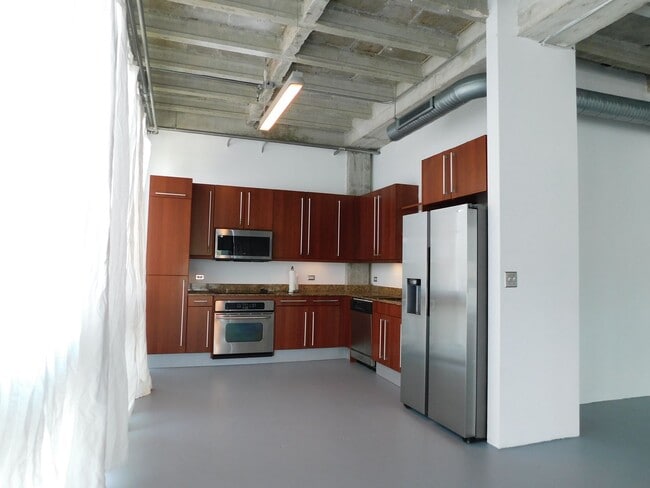 Photo - MIAMI LIVE WORK LOFT