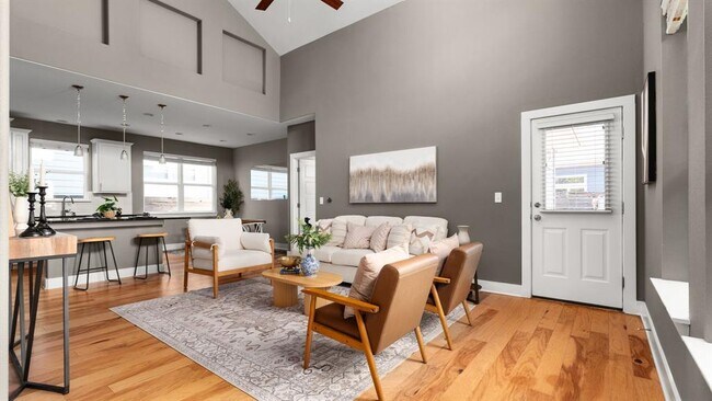 Photo - 5910 Swayden Ln