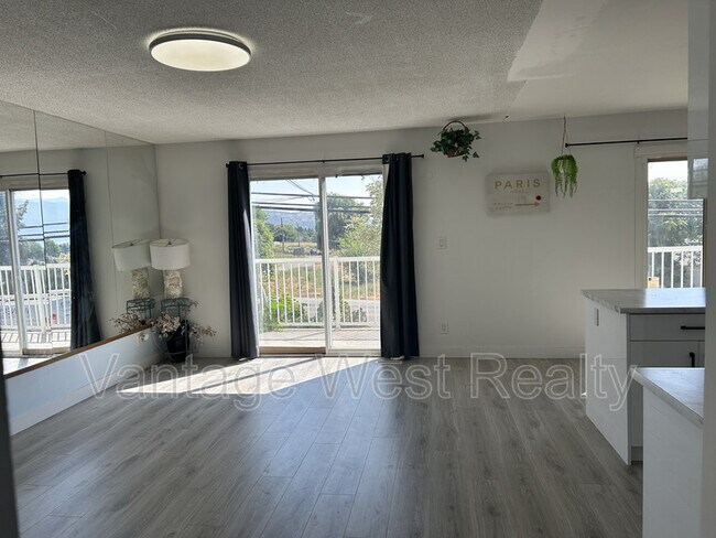 3448 Old Okanagan Hwy