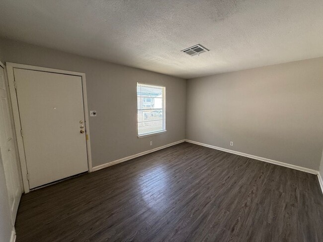 Photo - 7236 Montgomery Dr
