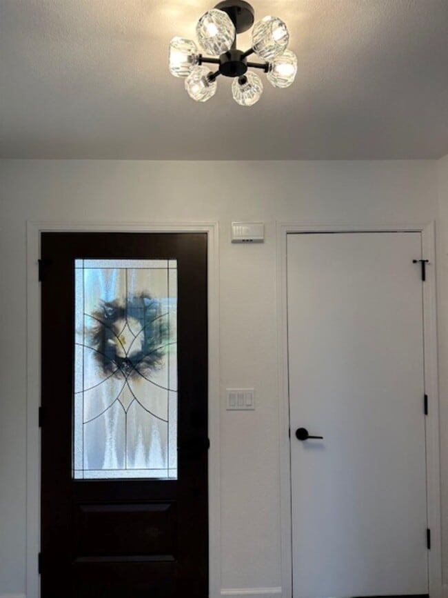 Photo - 109 Sunshine Ct
