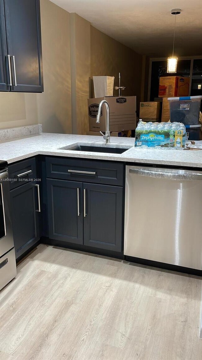 Photo - 120 Royal Pk Dr Unit 2D