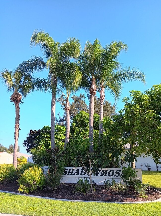 Building Photo - 487 Winwood Ct