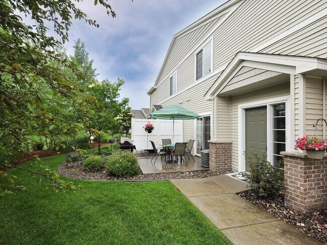 Photo - 7634 Lachman Ave NE