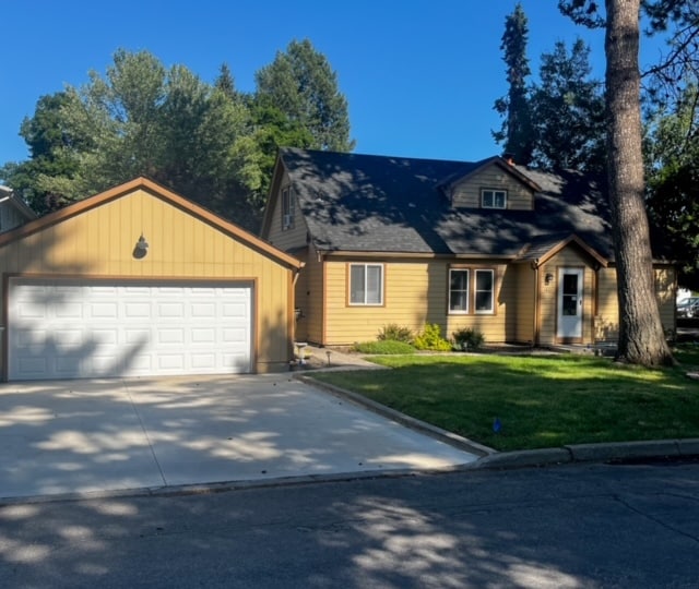 Building Photo - 1601 E Montana Ave