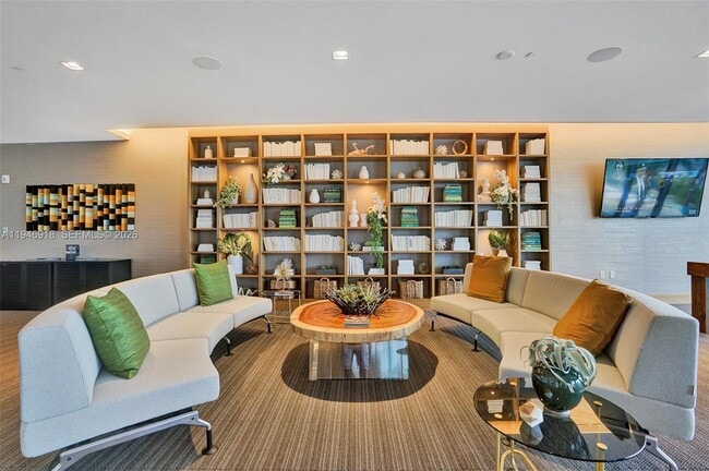 Photo - 16385 Biscayne Blvd Unit 1518