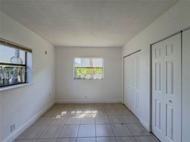 Photo - 4061 N Diexe Hwy Unidad 9