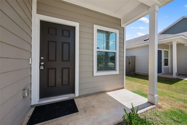 Photo - 1104 Cattail Ln