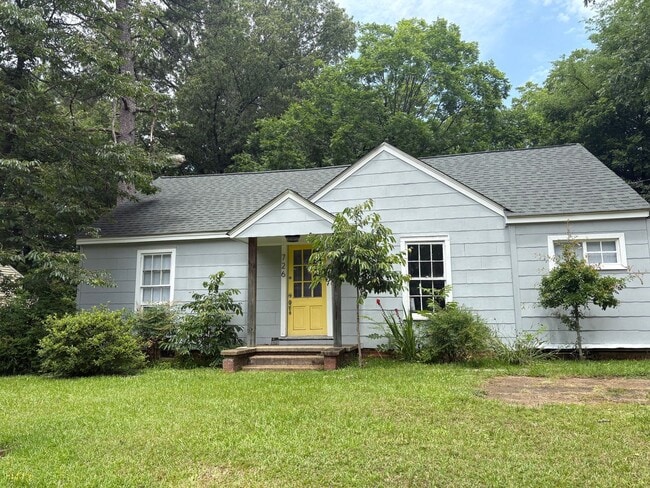 Building Photo - 726 Whitfield St