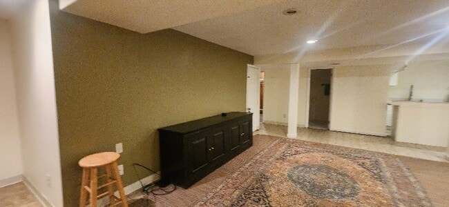 Photo - 702 Plum St SW