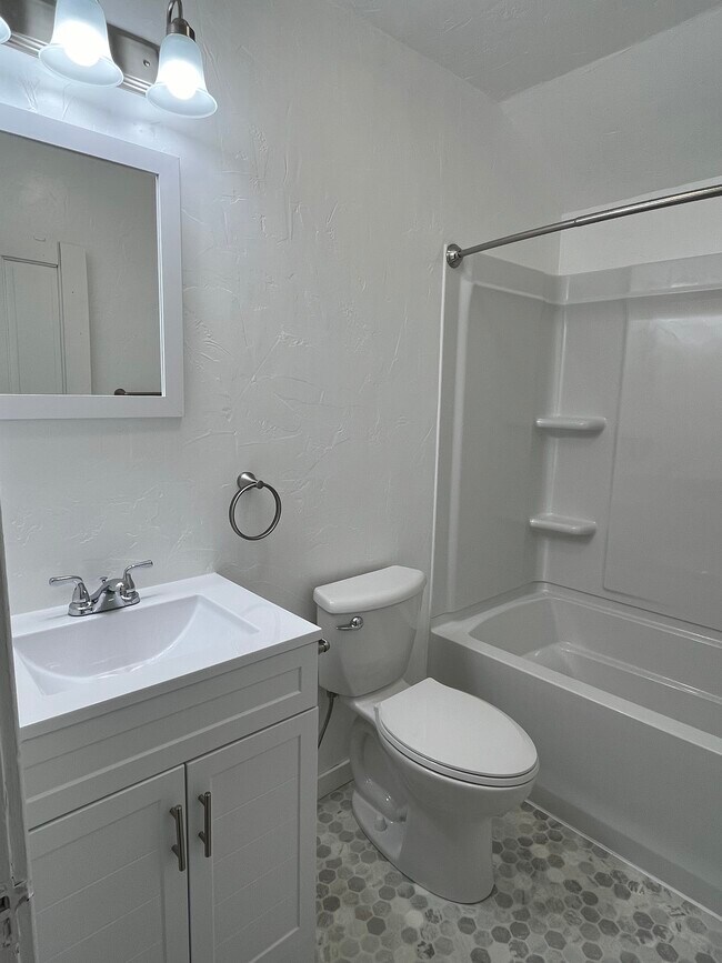 Photo - 1210 S 17th St Unit 1210