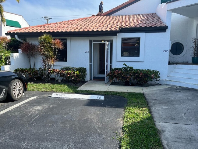 Building Photo - 283 NW 36th Ave