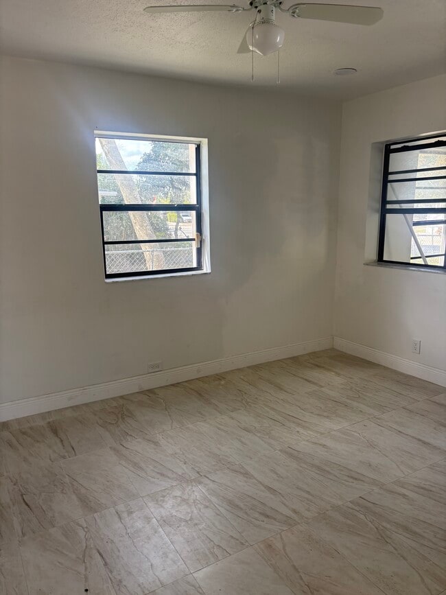 Photo - 35 NW 125th St