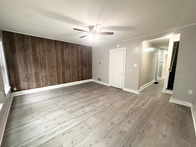 Photo - 638 W Philadelphia St Unidad APT# 2