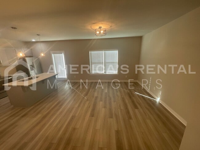 Photo - 289 Buckhorn Cir
