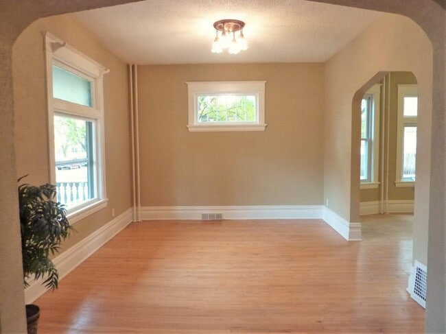 Photo - 738 Magnolia Ave E Unit #1